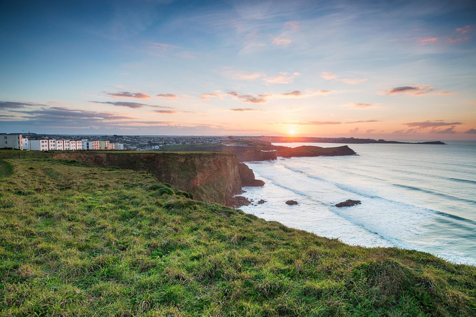 Sunset over Porth on coastal path