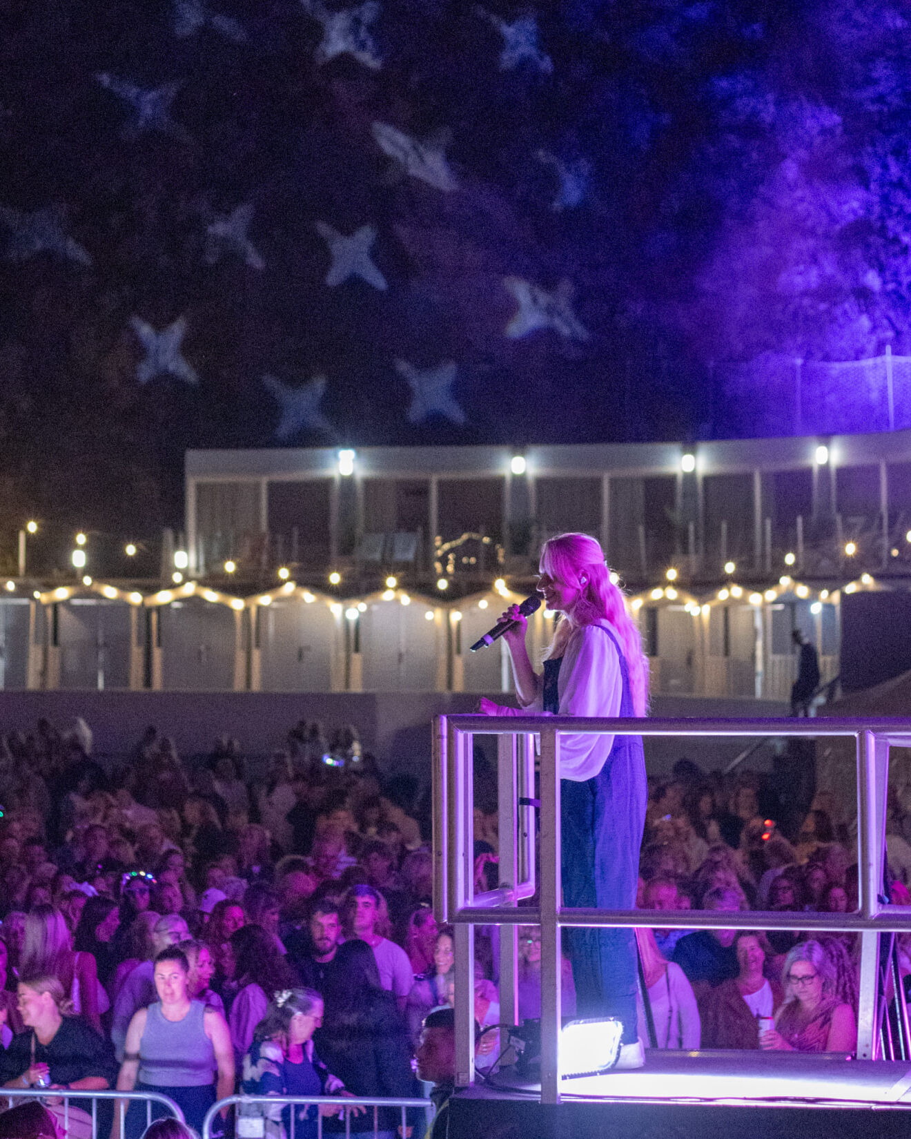 Lusty glaze mamma mia